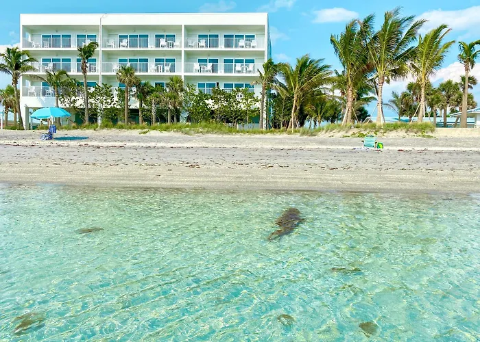 Beach hotel: Manasota Key Resort